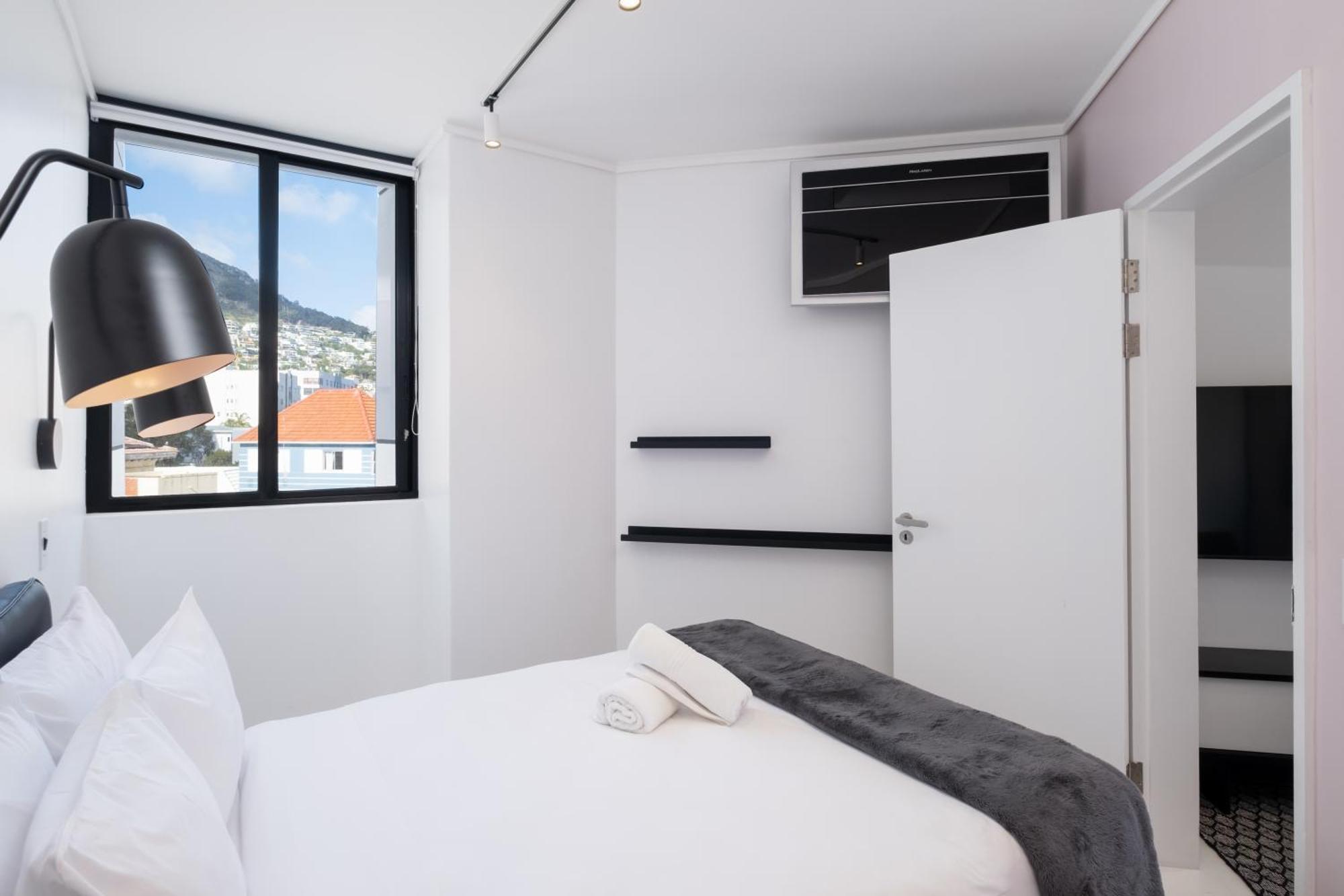 Apartamento Flamingo 809 - Top Floor Sea Point Unit With Daily Housekeeping *